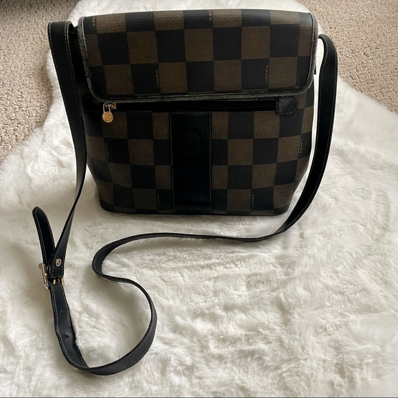 Vintage Fendi crossbody bag - Picture 10 of 15